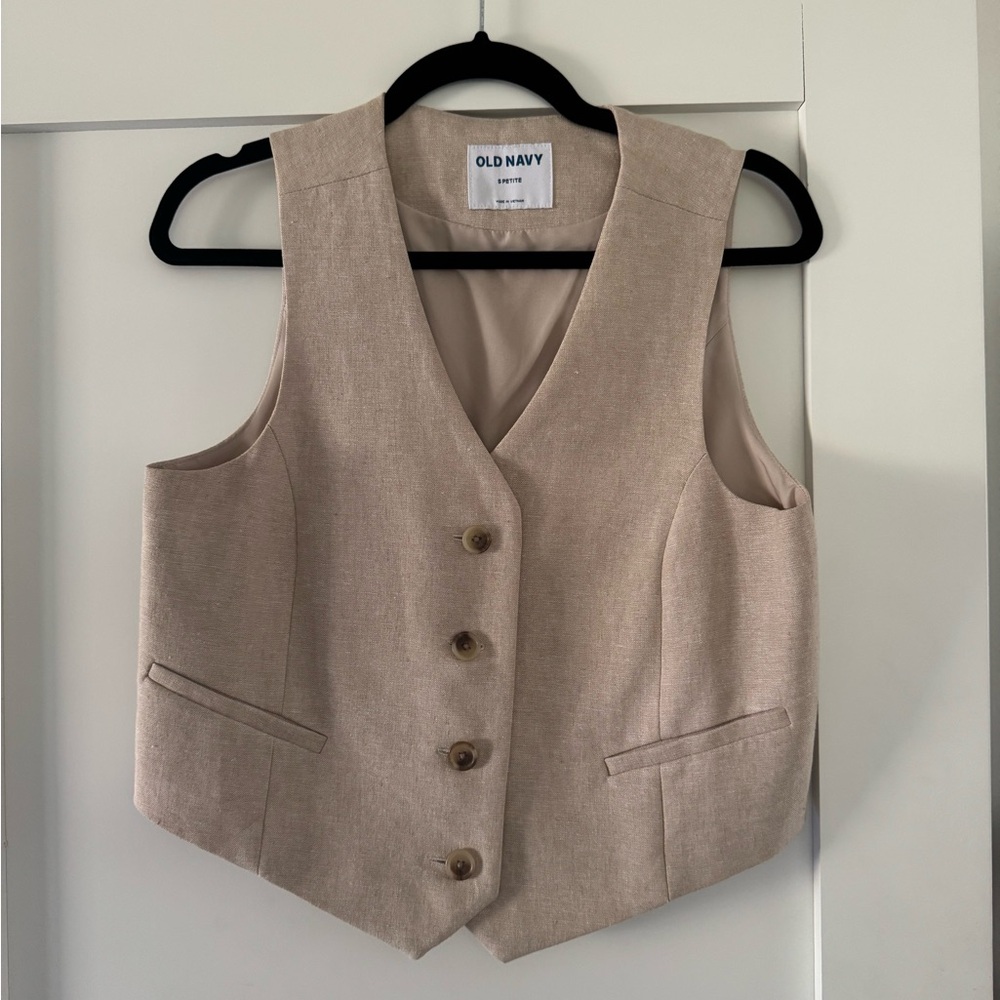 Old Navy Women's Beige Button-Up Vest
